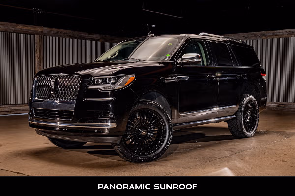 2024 Lincoln Navigator Black Label