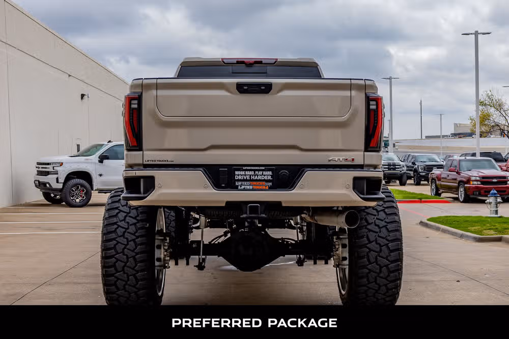 2026 GMC Sierra 2500HD AT4 Crew Cab Image 7