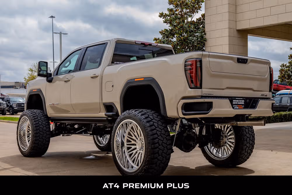 2026 GMC Sierra 2500HD AT4 Crew Cab Image 6