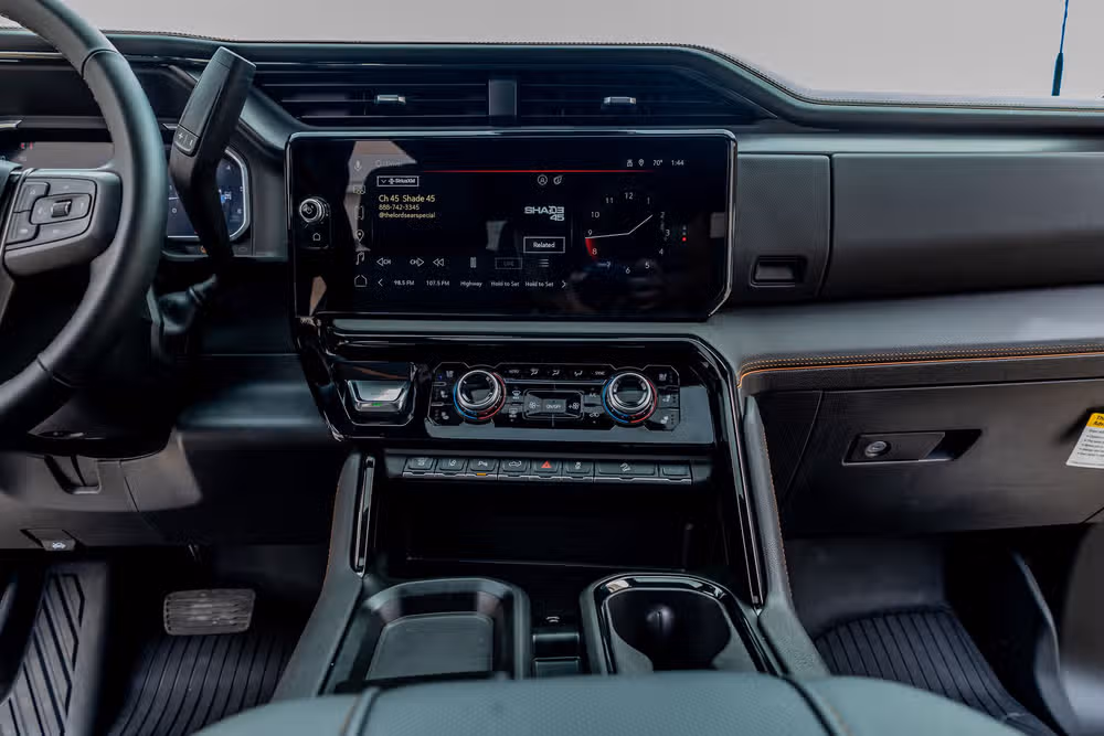 2026 GMC Sierra 2500HD AT4 Crew Cab Image 23