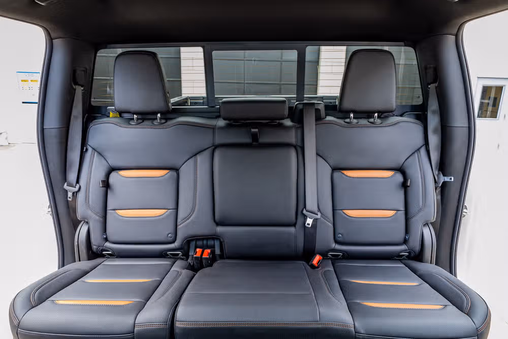2026 GMC Sierra 2500HD AT4 Crew Cab Image 34