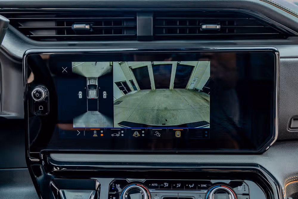 2026 GMC Sierra 2500HD AT4 Crew Cab Image 25