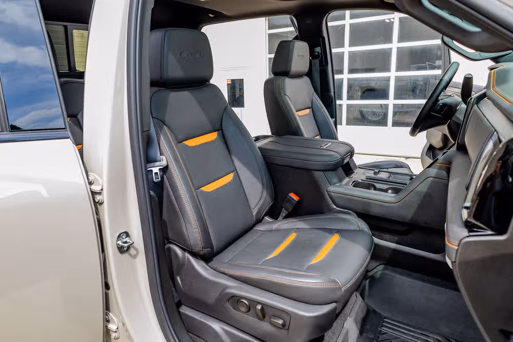 2026 GMC Sierra 2500HD AT4 Crew Cab Image 30