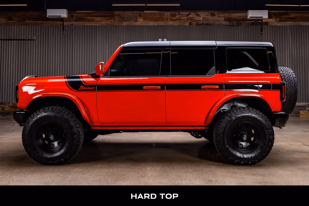 2023 Ford Bronco Heritage Edition Image 6