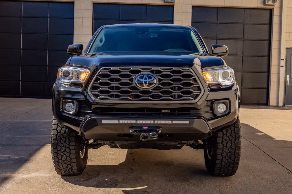 2021 Toyota Tacoma SR5 V6 Access Cab Image 2