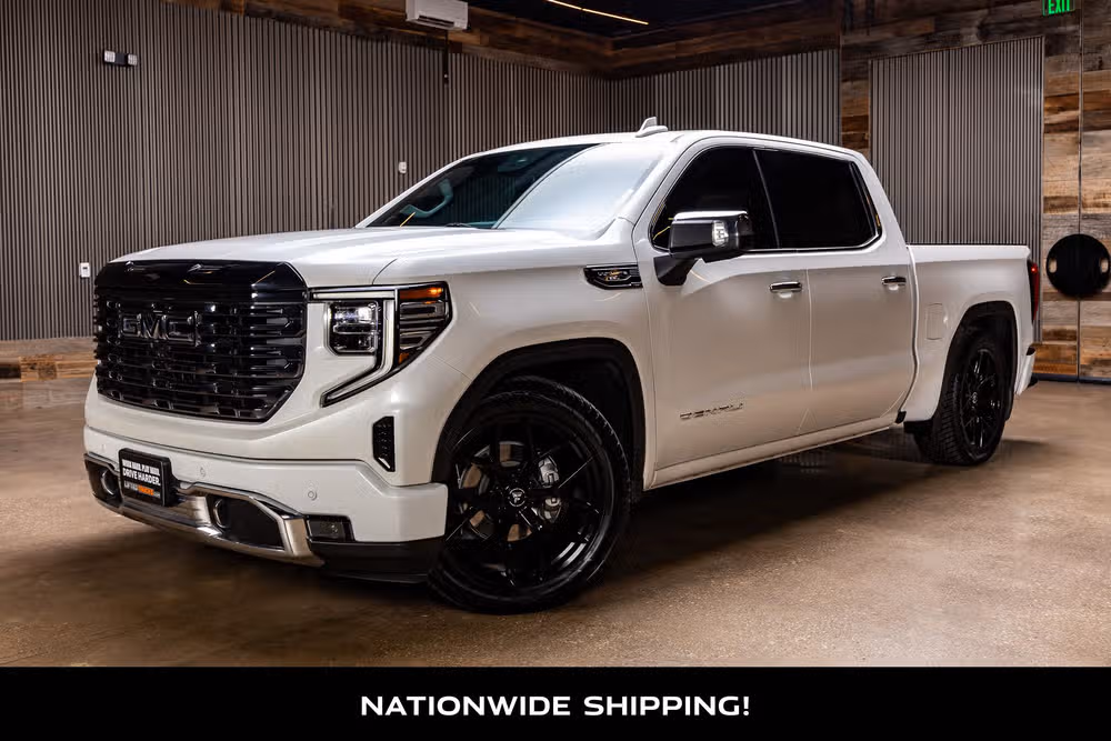 2024 GMC Sierra 1500 Denali Ultimate Crew Cab Image 4