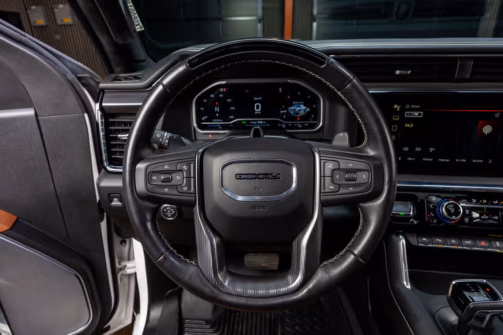 2024 GMC Sierra 1500 Denali Ultimate Crew Cab Image 14