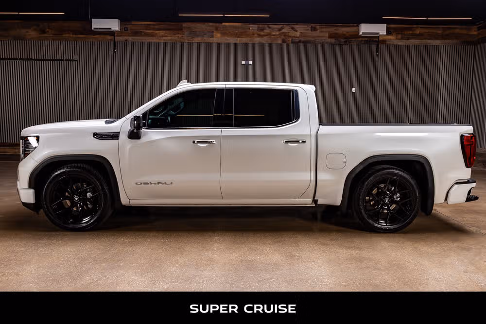 2024 GMC Sierra 1500 Denali Ultimate Crew Cab Image 5