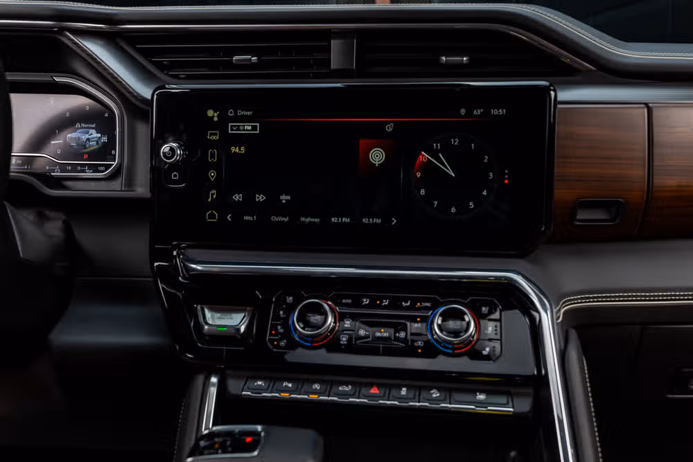 2024 GMC Sierra 1500 Denali Ultimate Crew Cab Image 19