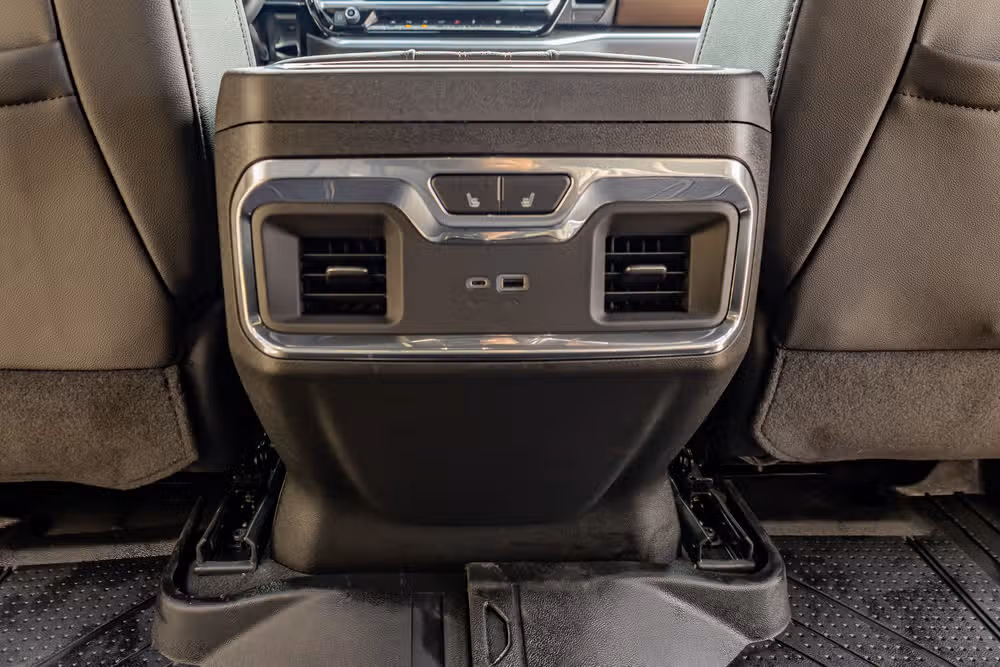 2026 Chevrolet Silverado 1500 High Country Crew Cab Image 30