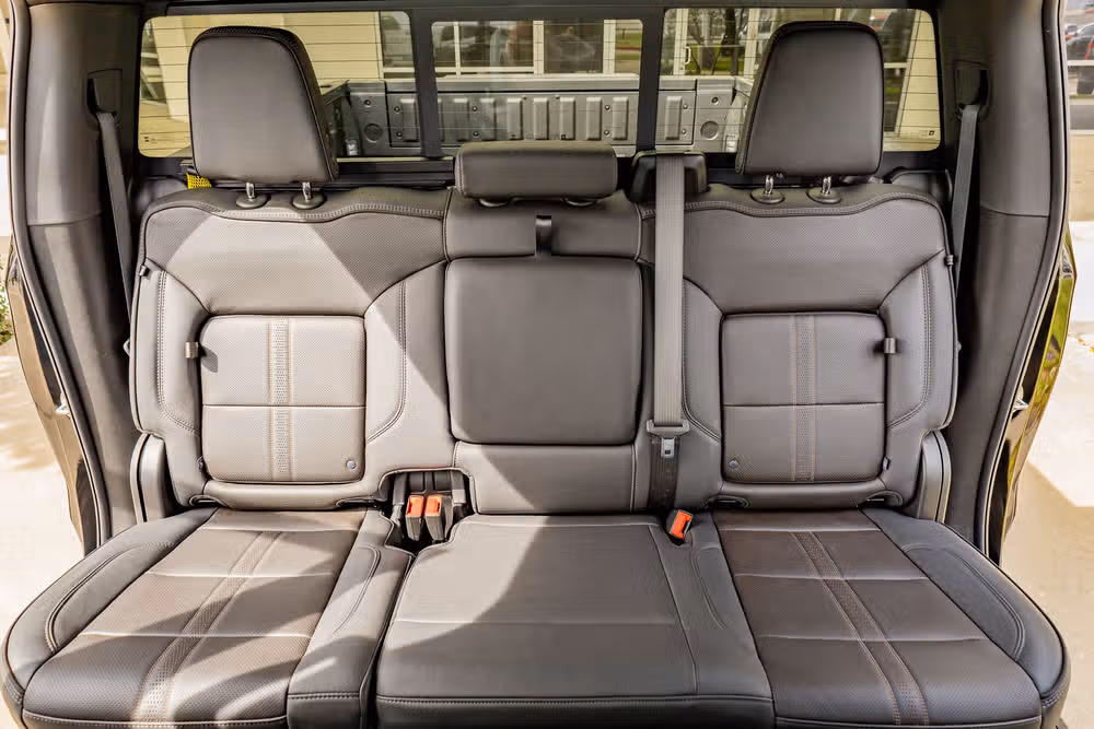 2026 Chevrolet Silverado 1500 High Country Crew Cab Image 32