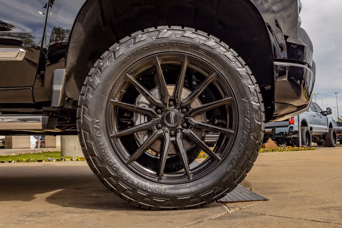 2026 Chevrolet Silverado 1500 High Country Crew Cab