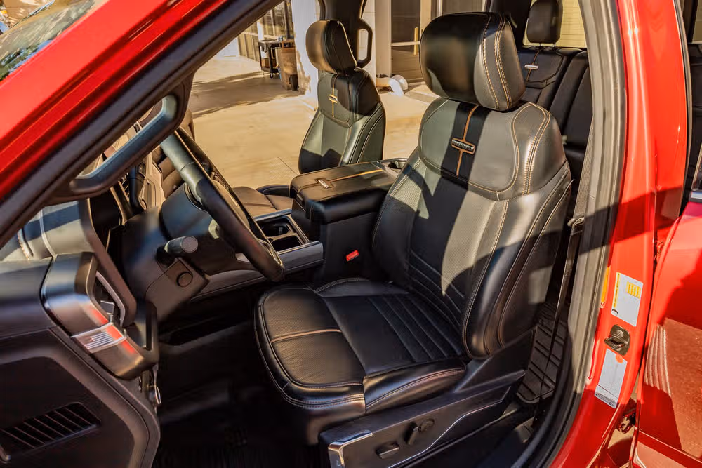 2024 Ford F-350 Super Duty Platinum Crew Cab Image 28