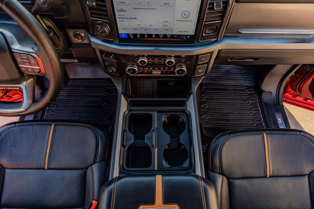 2024 Ford F-350 Super Duty Platinum Crew Cab Image 26