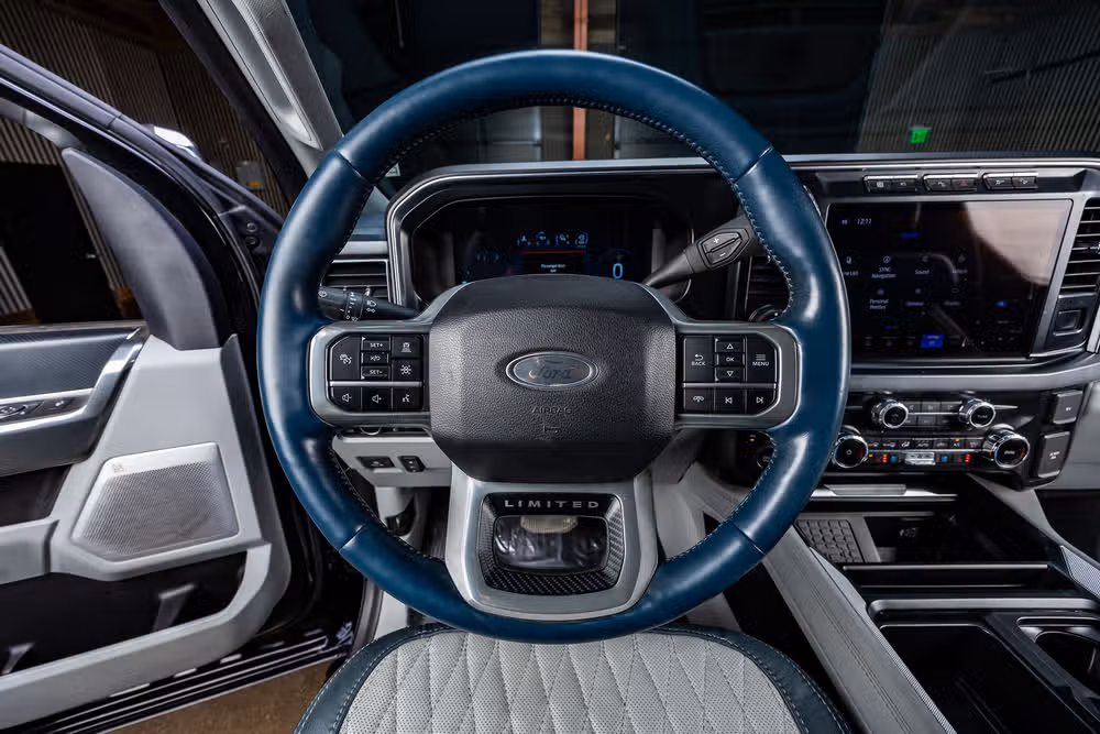 2024 Ford F-450 Super Duty Limited Crew Cab Image 18