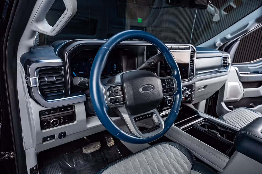 2024 Ford F-450 Super Duty Limited Crew Cab Image 16
