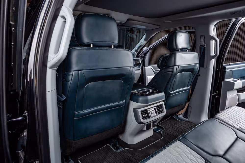2024 Ford F-450 Super Duty Limited Crew Cab Image 34