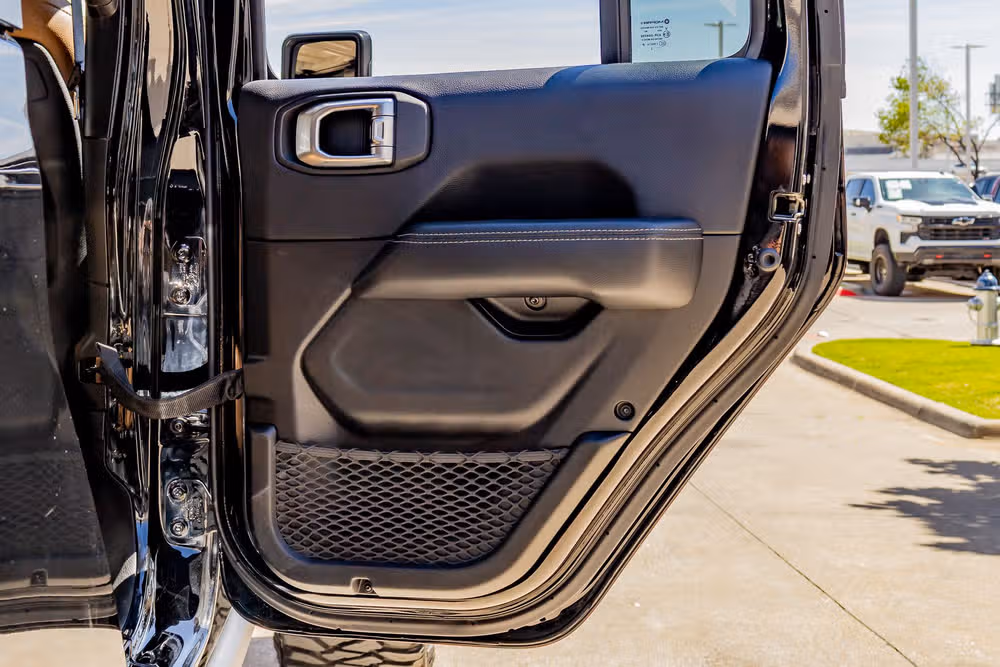 2022 Jeep Gladiator Rubicon Crew Cab Image 35
