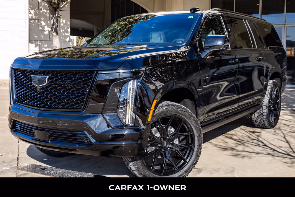 2026 Cadillac Escalade ESV Platinum Sport Image 5