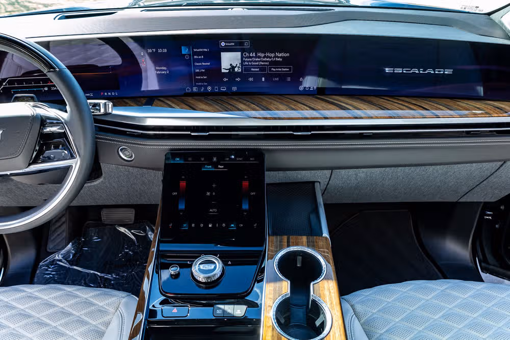 2026 Cadillac Escalade ESV Platinum Sport Image 21