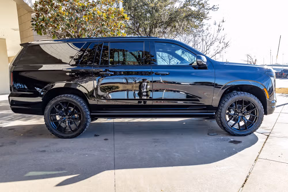 2026 Cadillac Escalade ESV Platinum Sport Image 11