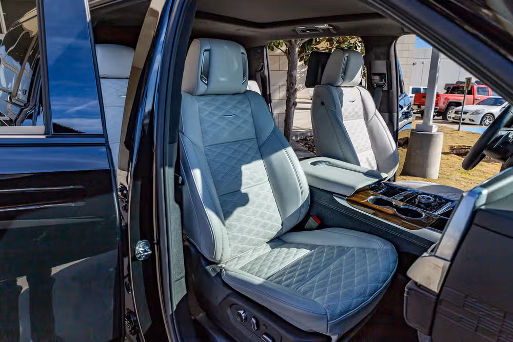 2026 Cadillac Escalade ESV Platinum Sport Image 28