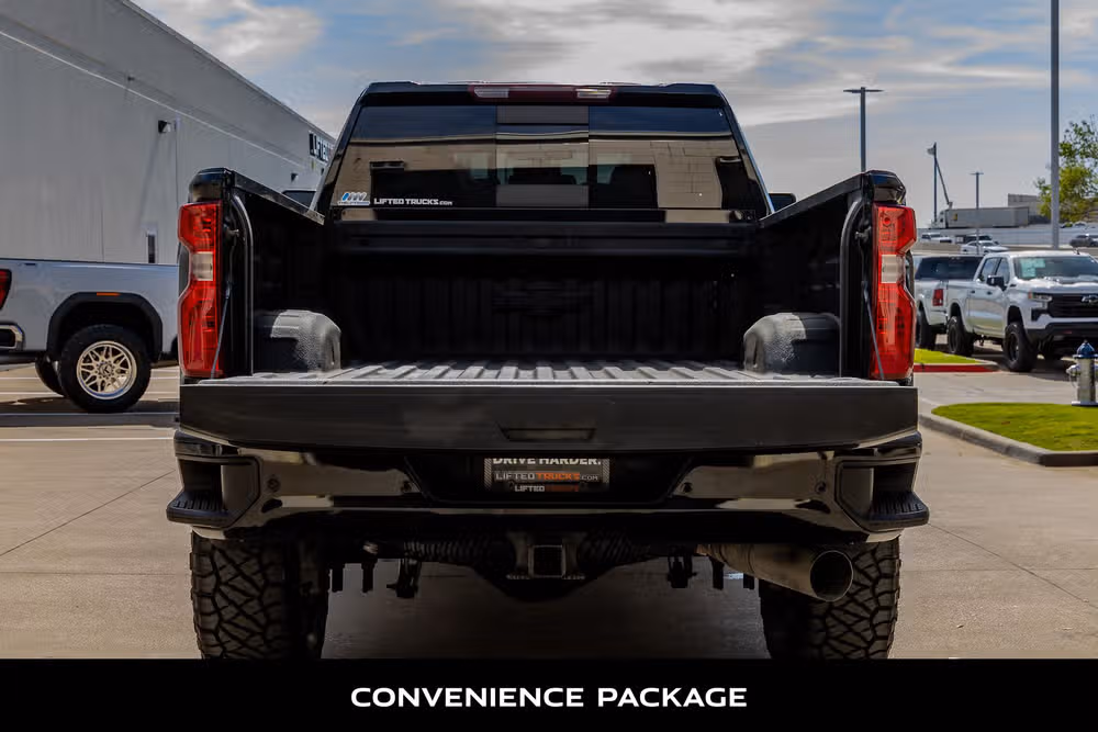2022 Chevrolet Silverado 2500HD LT Crew Cab Image 9