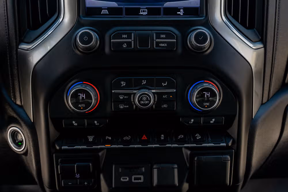 2022 Chevrolet Silverado 2500HD LT Crew Cab Image 26