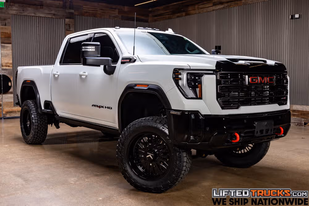 2025 GMC Sierra 2500HD AT4X Crew Cab Image 1