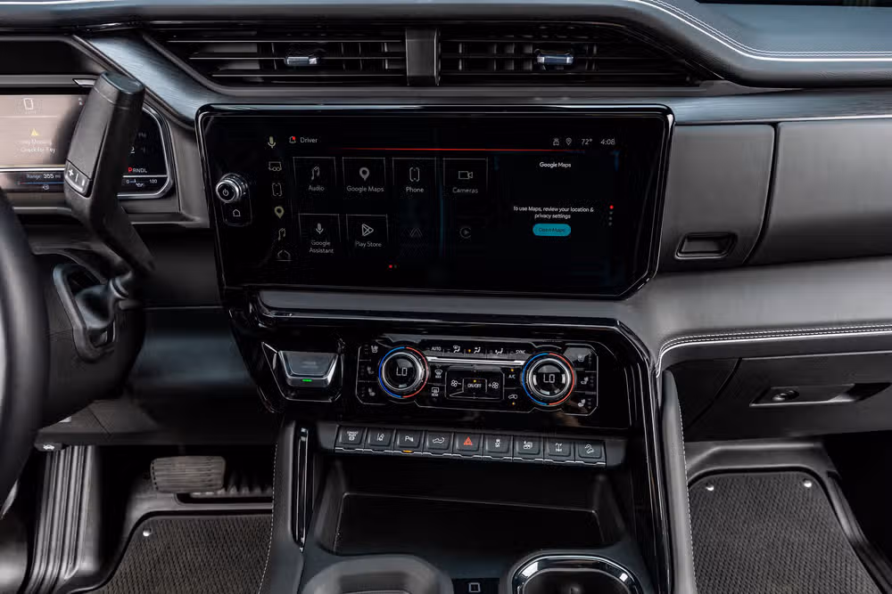 2025 GMC Sierra 2500HD AT4X Crew Cab Image 24