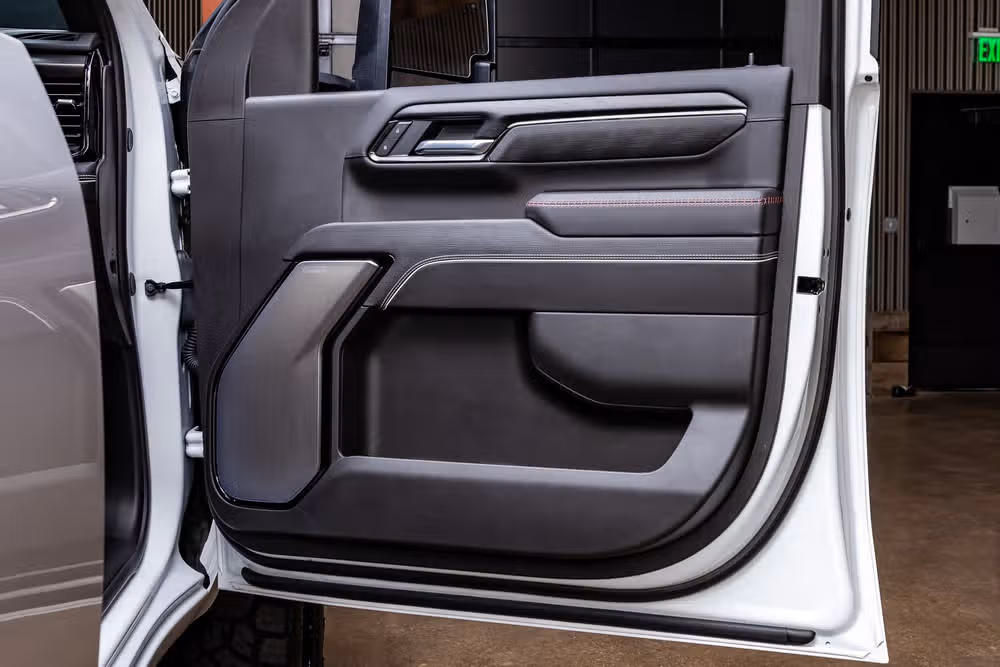 2025 GMC Sierra 2500HD AT4X Crew Cab Image 35