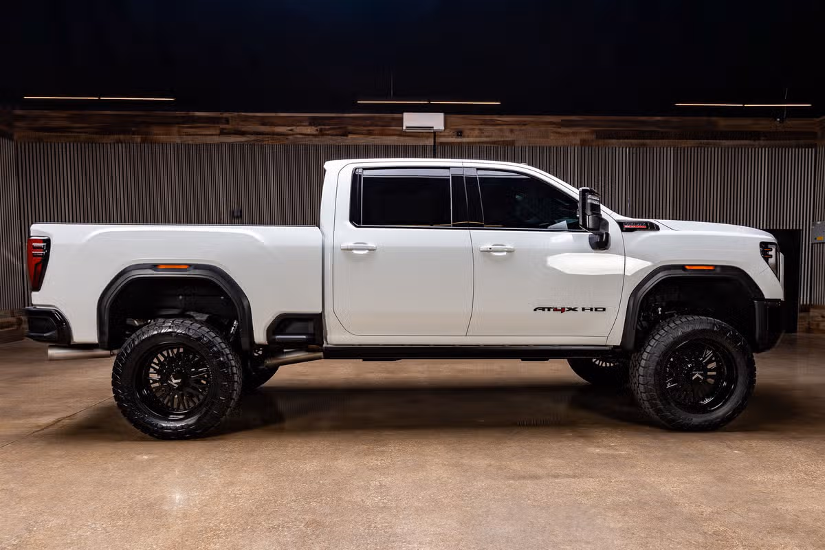 2025 GMC Sierra 2500HD AT4X Crew Cab