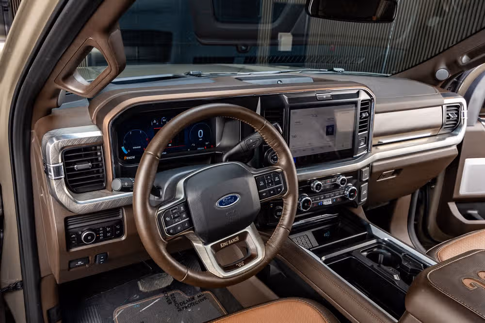 2026 Ford F-250 Super Duty King Ranch Crew Cab Image 15
