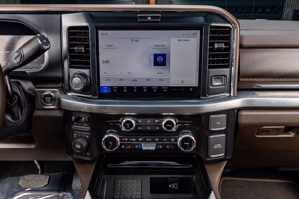 2026 Ford F-250 Super Duty King Ranch Crew Cab Image 21