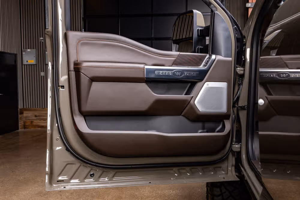 2026 Ford F-250 Super Duty King Ranch Crew Cab Image 34