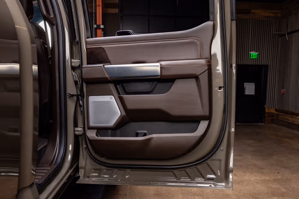 2026 Ford F-250 Super Duty King Ranch Crew Cab Image 37