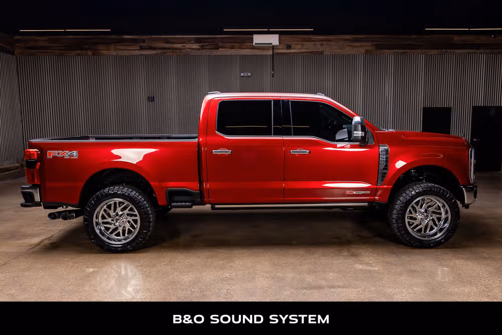 2026 Ford F-350 Super Duty King Ranch Crew Cab Image 11