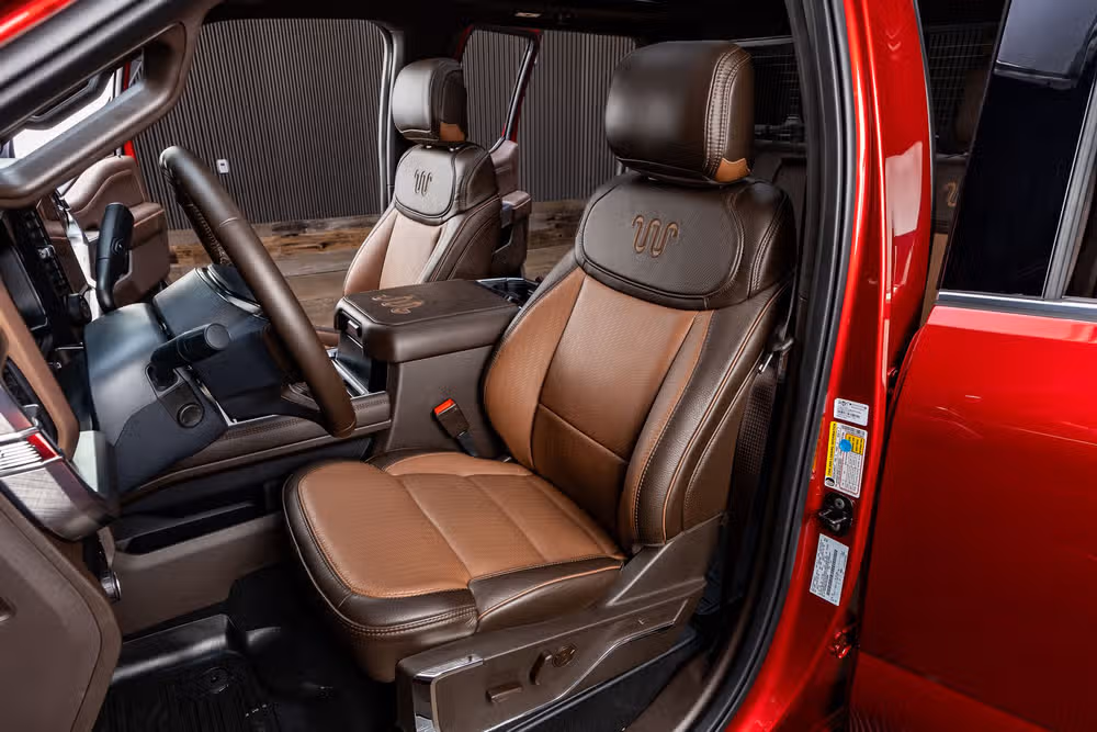 2026 Ford F-350 Super Duty King Ranch Crew Cab Image 29