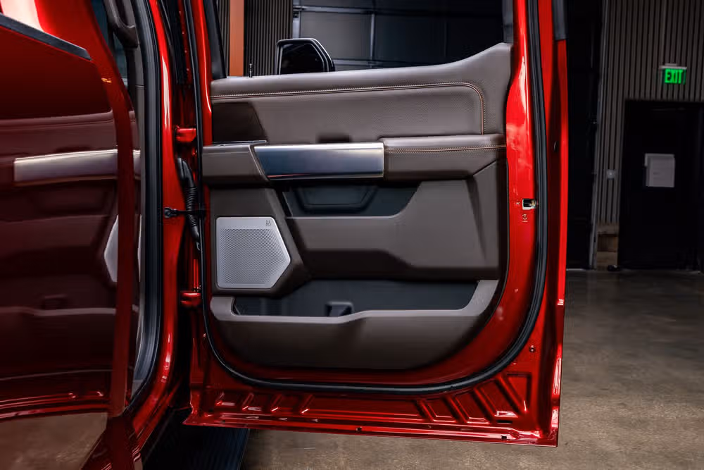 2026 Ford F-350 Super Duty King Ranch Crew Cab Image 37