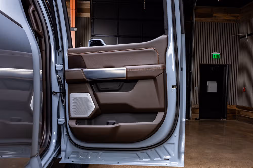 2026 Ford F-350 Super Duty King Ranch Crew Cab Image 37