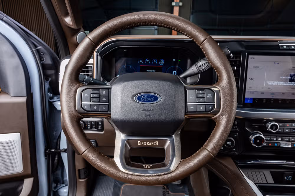 2026 Ford F-350 Super Duty King Ranch Crew Cab Image 19