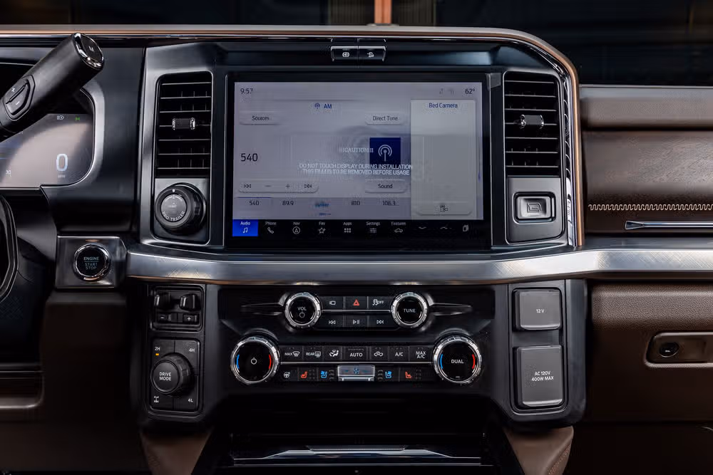 2026 Ford F-350 Super Duty King Ranch Crew Cab Image 23