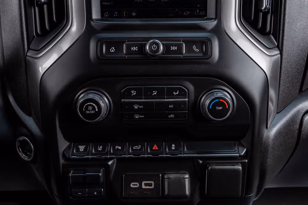 2024 Chevrolet Silverado 2500HD Custom Crew Cab Image 24
