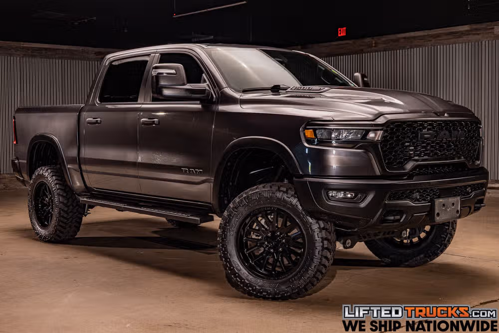 2025 Ram 1500 Rebel Crew Cab Image 1