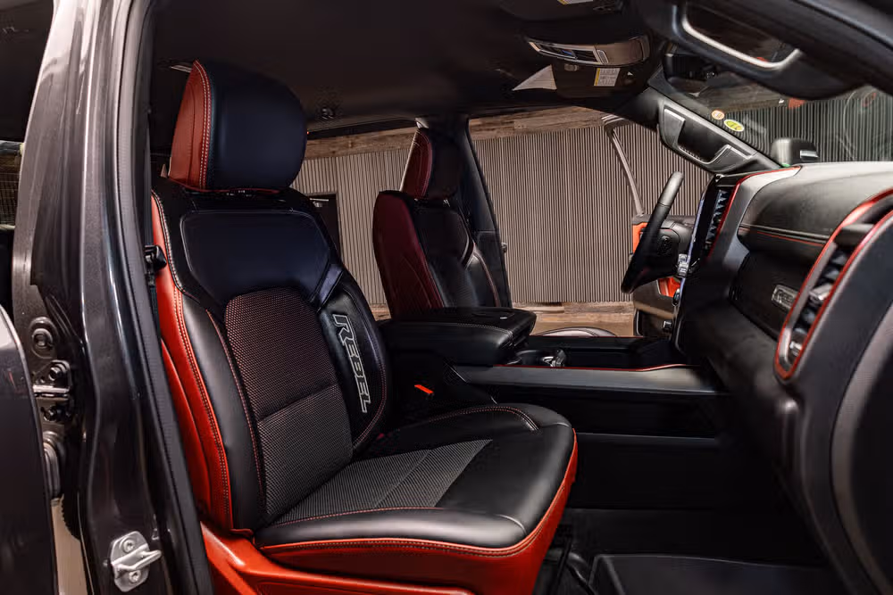 2025 Ram 1500 Rebel Crew Cab Image 28