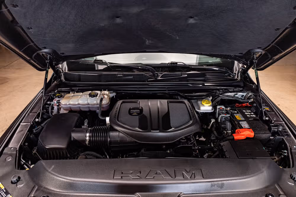 2025 Ram 1500 Rebel Crew Cab Image 32