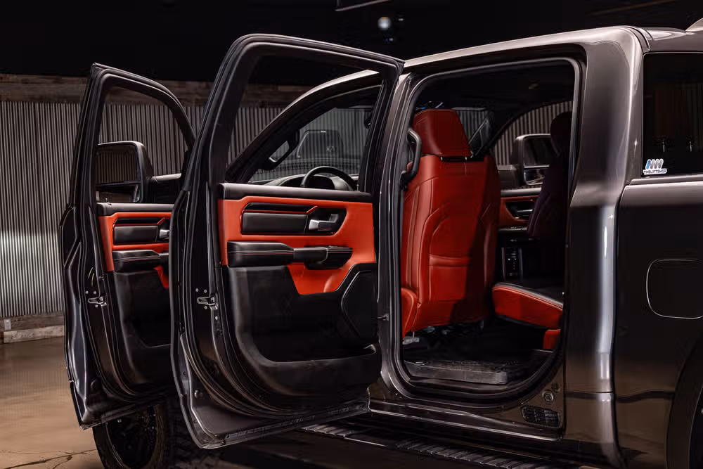 2025 Ram 1500 Rebel Crew Cab Image 29