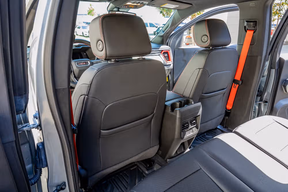 2024 GMC Canyon AT4X Crew Cab Image 33