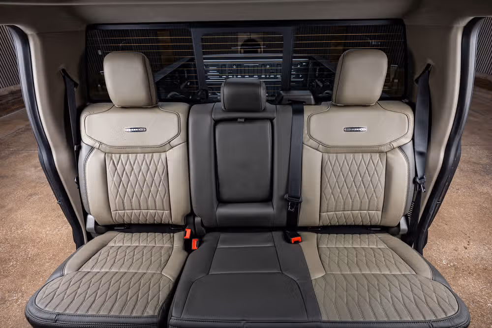 2026 Ford F-450 Super Duty Platinum Plus Crew Cab Image 33