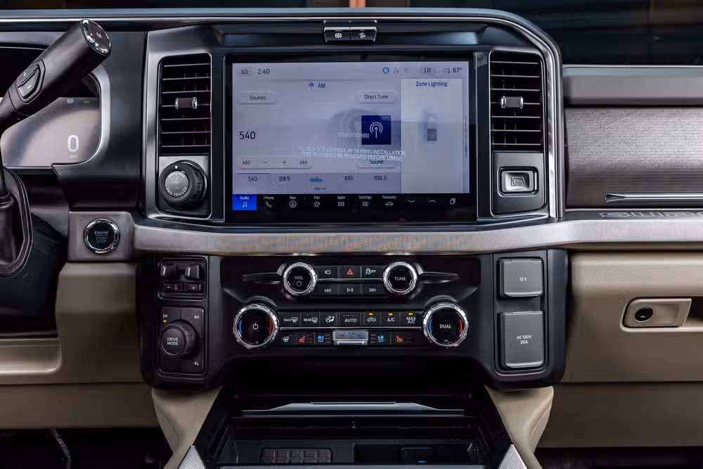 2026 Ford F-450 Super Duty Platinum Plus Crew Cab Image 23